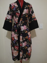 Load image into Gallery viewer, floral kimono
