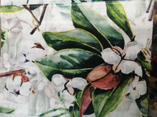 Load image into Gallery viewer, VELVET PRINT CUSHION
