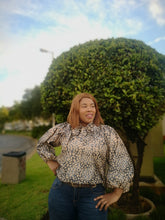 Load image into Gallery viewer, COCO bubble blouse
